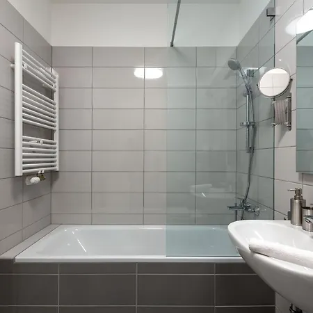 Emerald Kissed Golden Gem Apartamento *