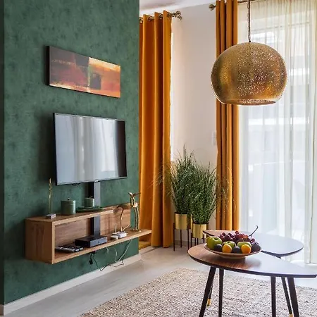 Emerald Kissed Golden Gem Apartamento *